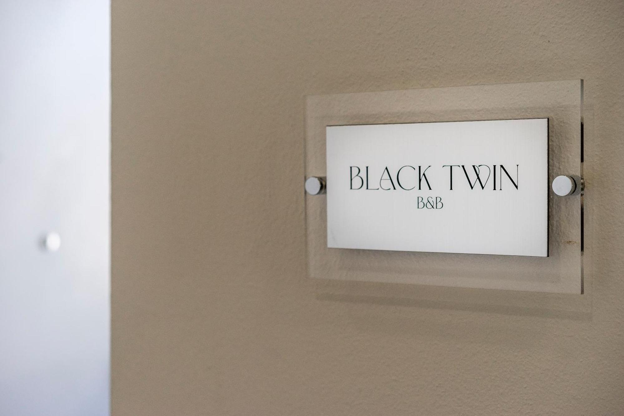 San Marco Black Appartamento Luxury Con Terrazzo E Parcheggio Su Richiesta Florenz Exterior foto