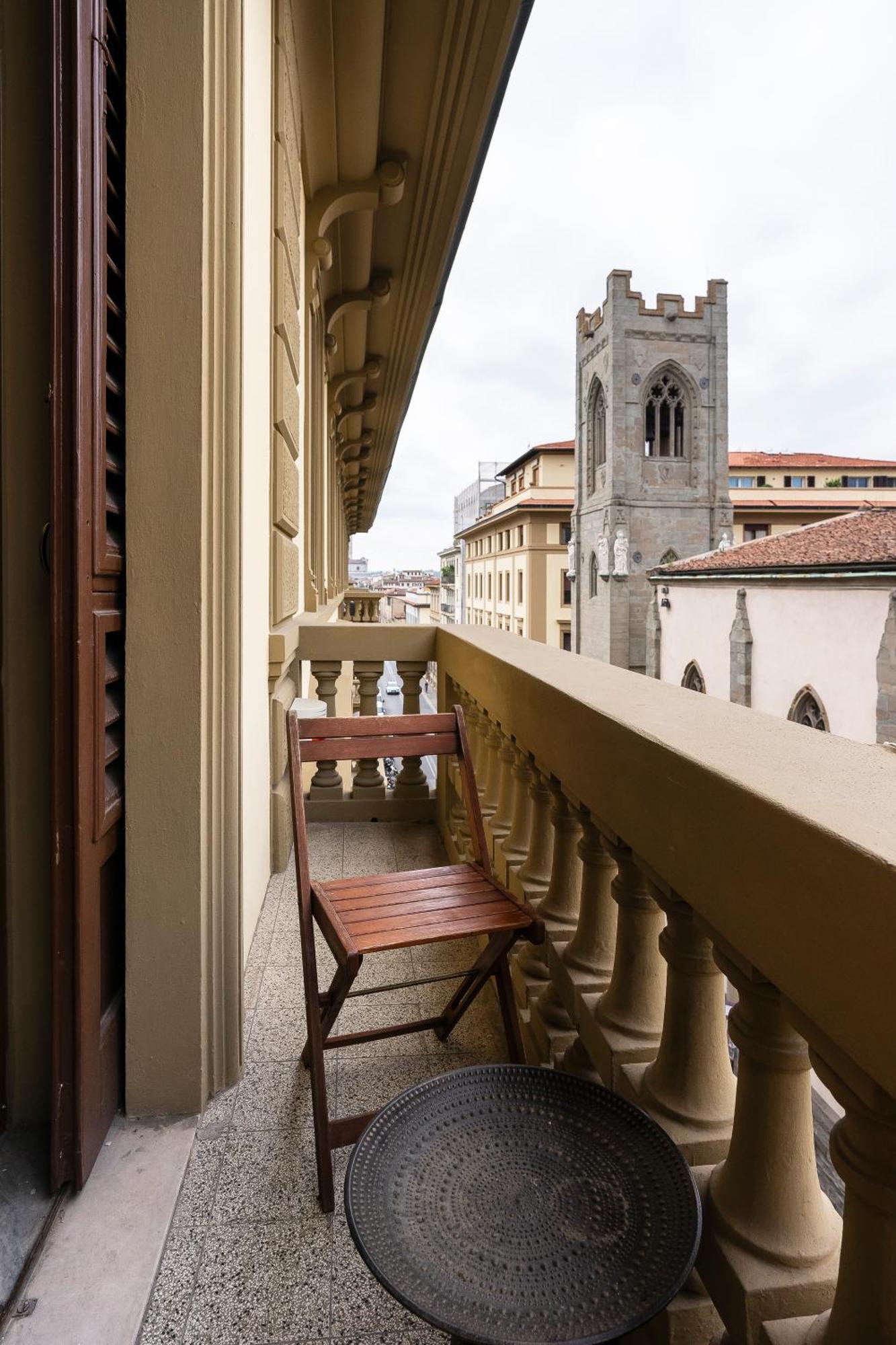San Marco Black Appartamento Luxury Con Terrazzo E Parcheggio Su Richiesta Florenz Exterior foto