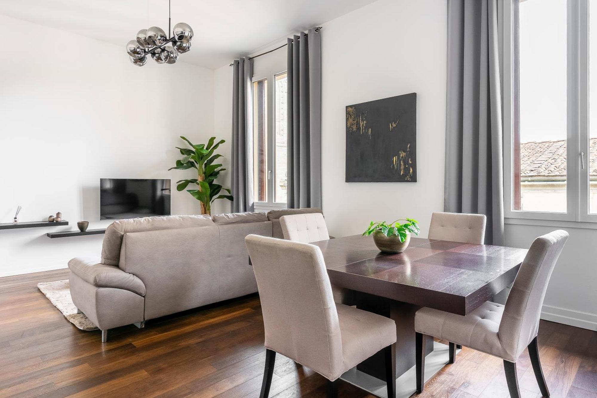 San Marco Black Appartamento Luxury Con Terrazzo E Parcheggio Su Richiesta Florenz Exterior foto