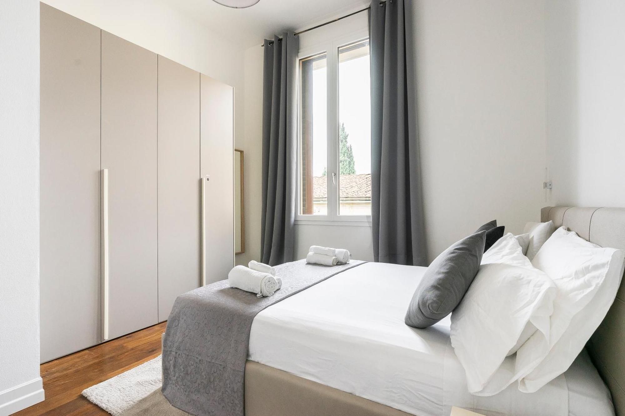 San Marco Black Appartamento Luxury Con Terrazzo E Parcheggio Su Richiesta Florenz Exterior foto
